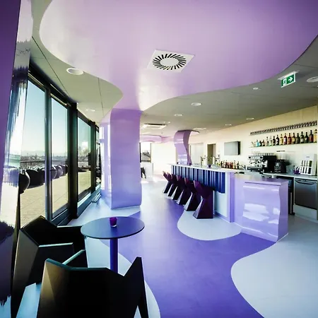 Prize By Radisson, Hotel